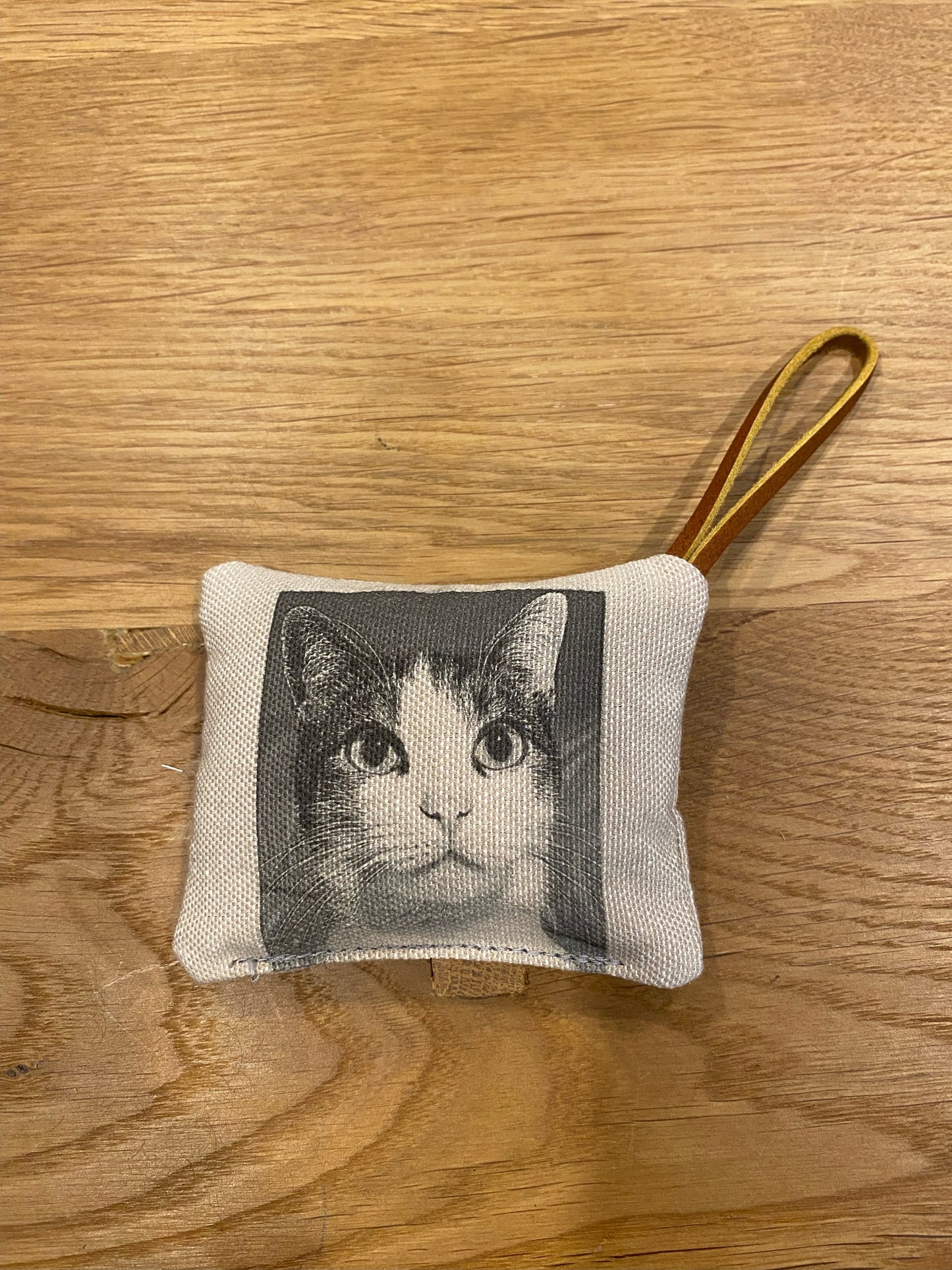 Customizable Animal Sachets with your own fur baby!